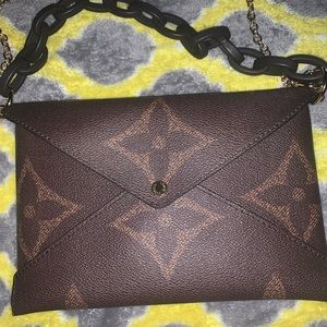 NOT AUTHENTIC envelope purse